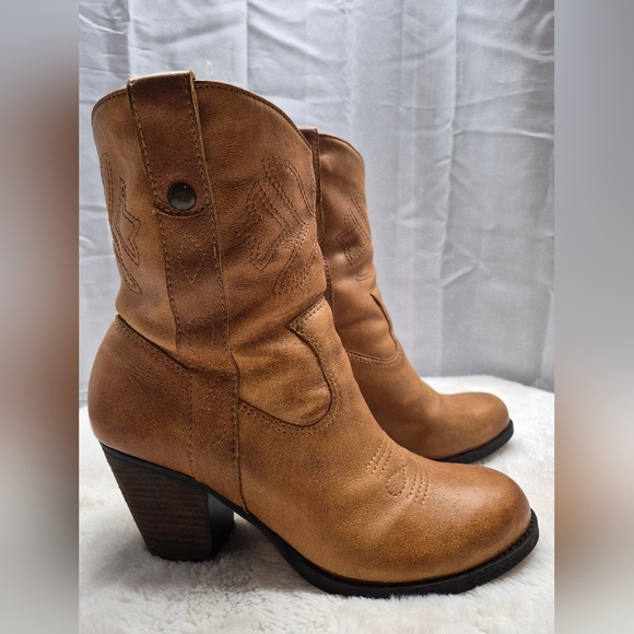 Gianni Bini Western Boots Camel Brown Leather Size 10 (Small/Narrow 9.5) READ - Picture 2 of 13